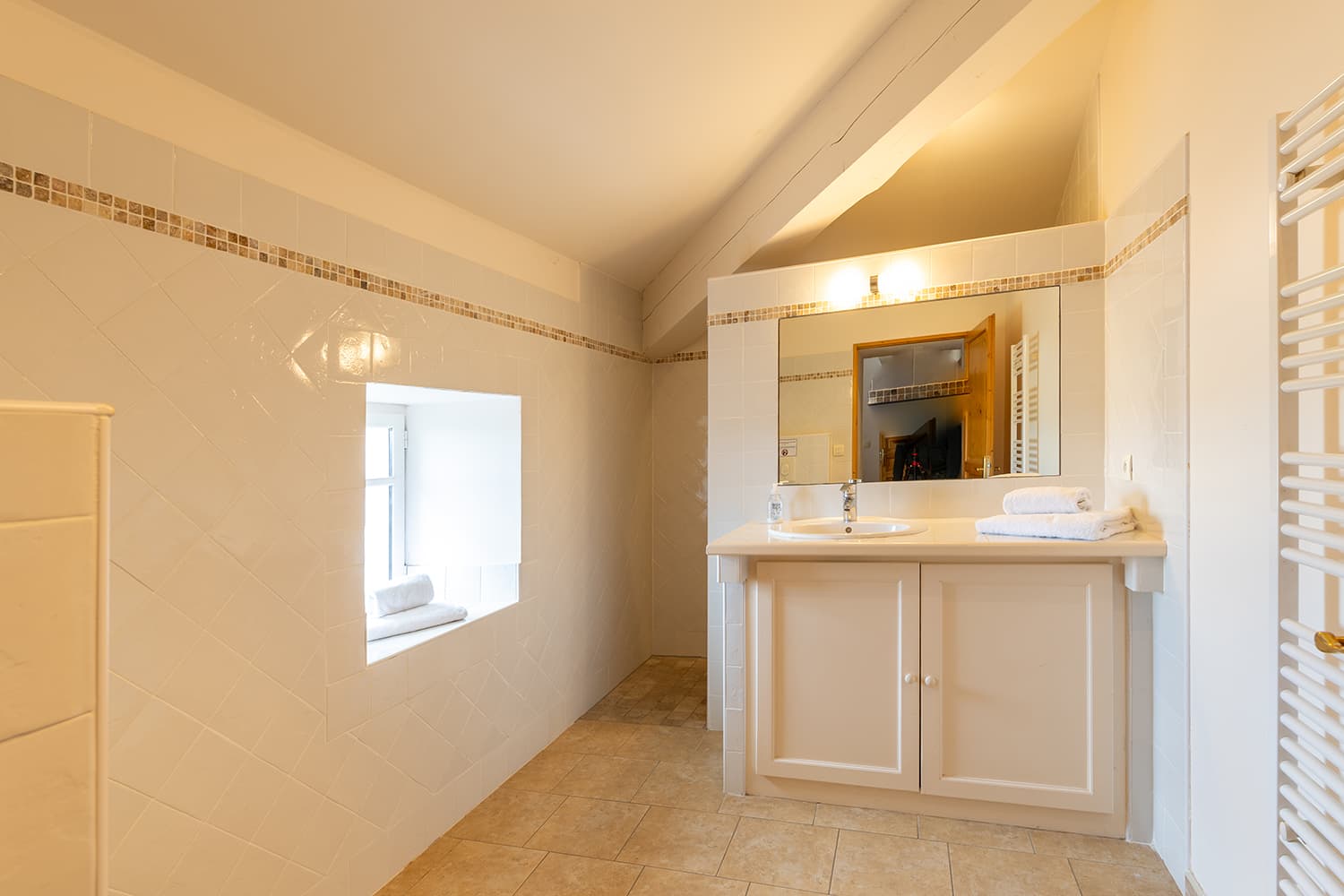 Bathroom | Holiday home in the South of France