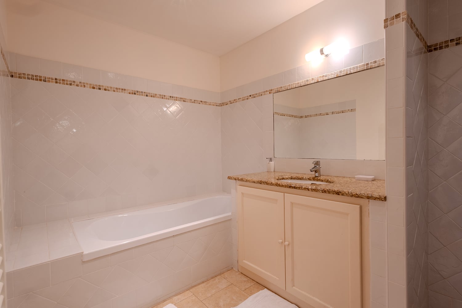 Blue house | Bathroom