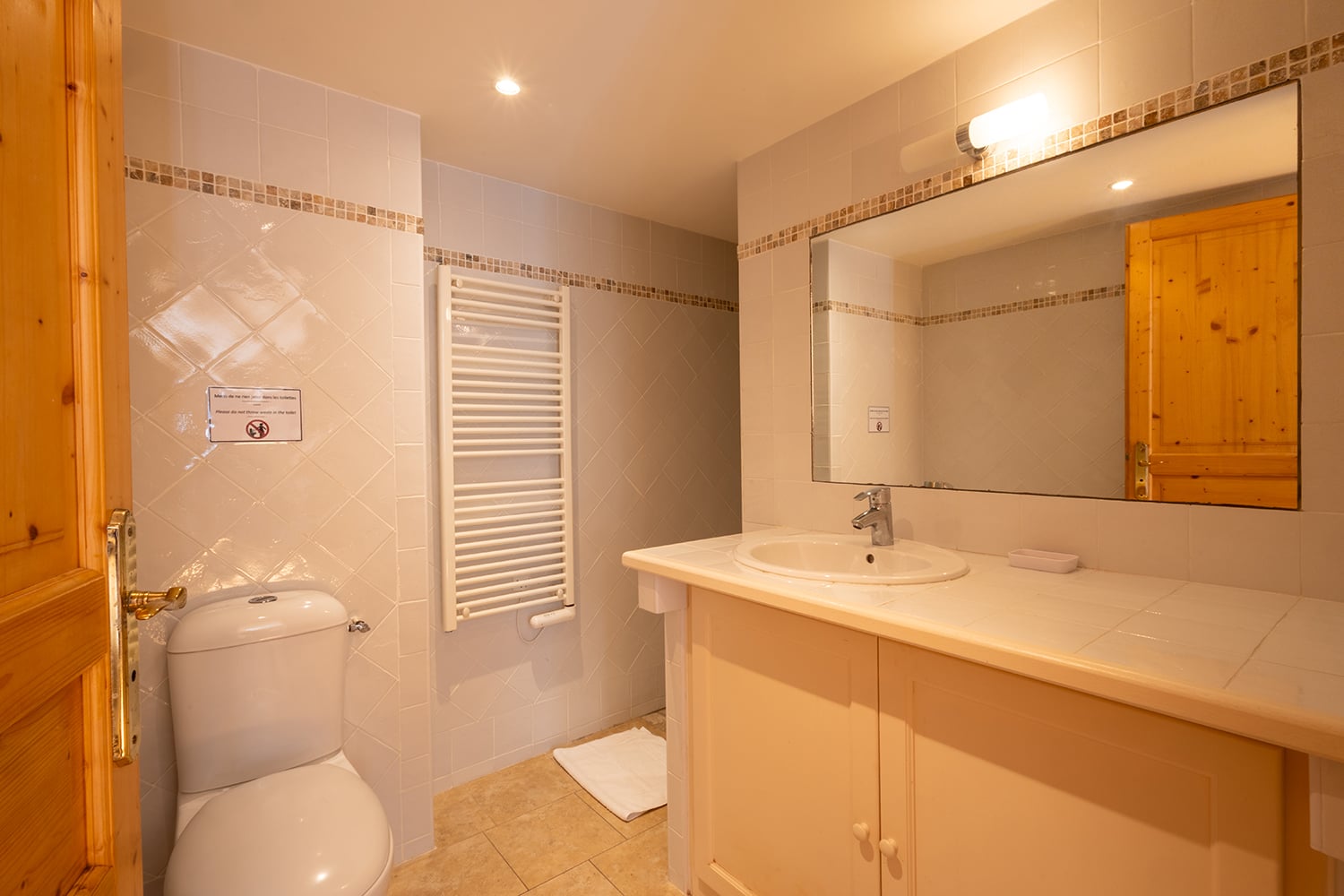 Blue house | Bathroom