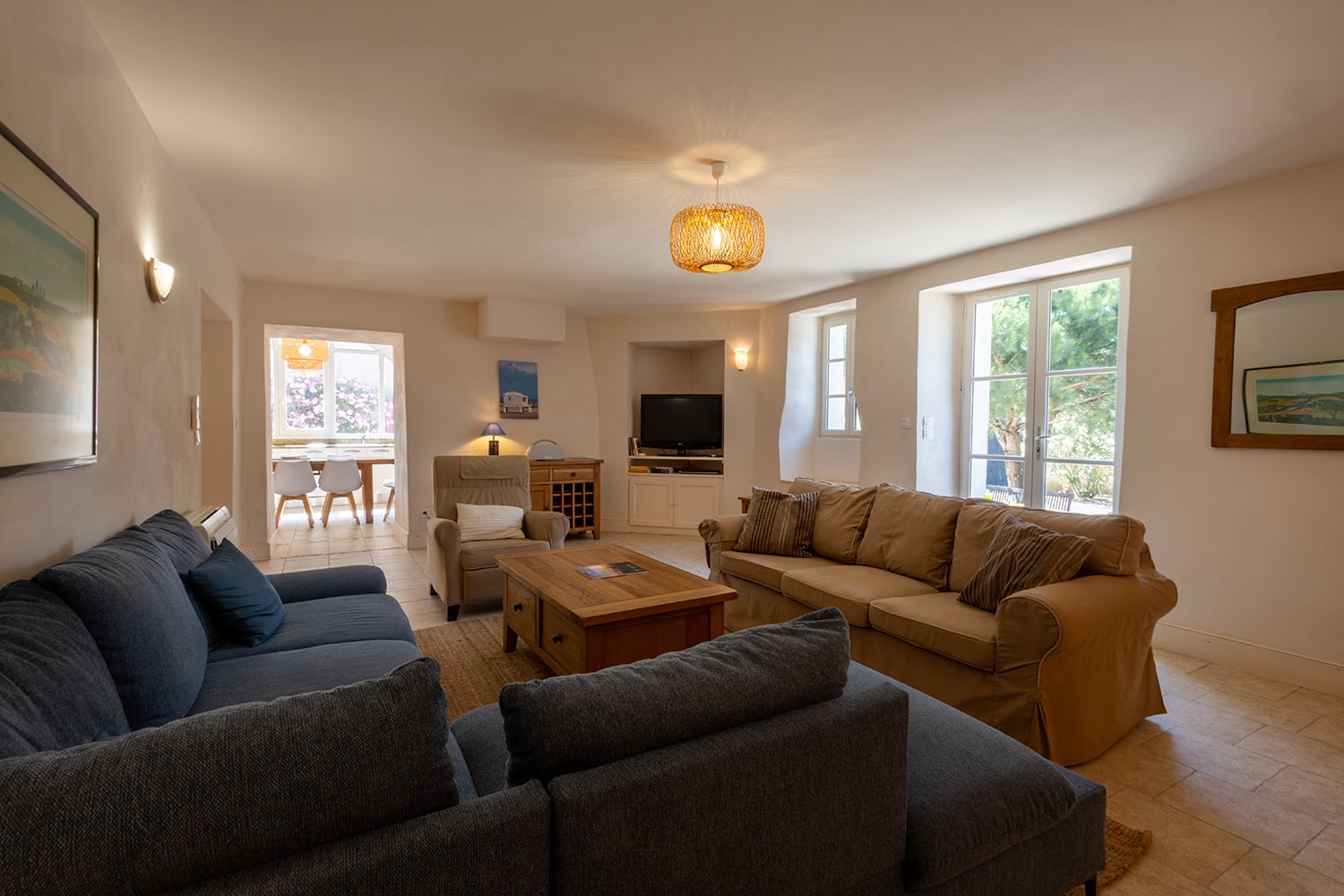 Blue house | Sitting room