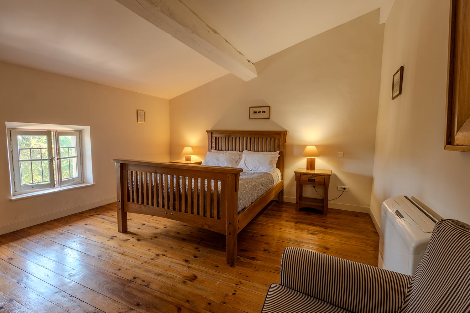Red house | Bedroom