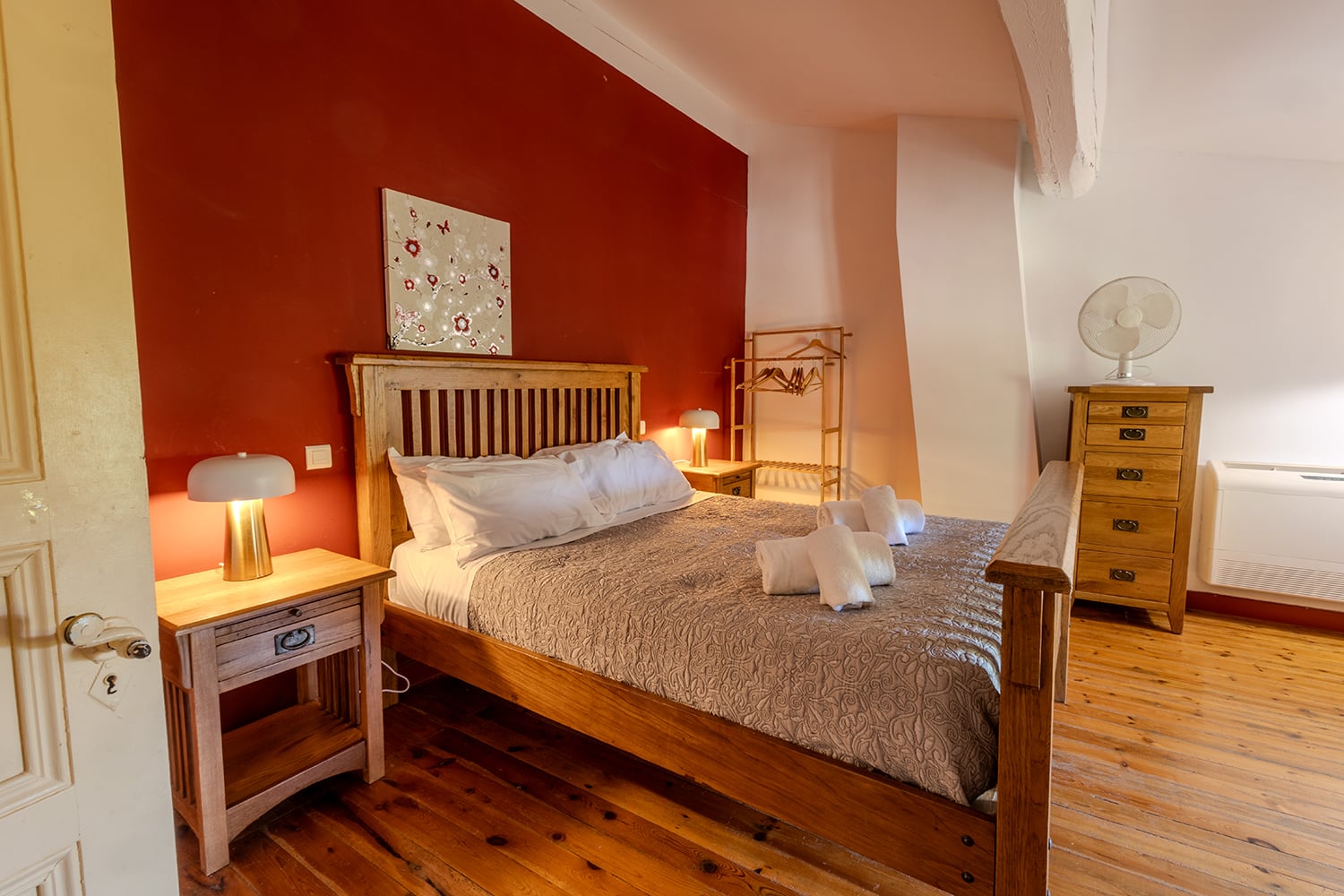 Red house | Bedroom