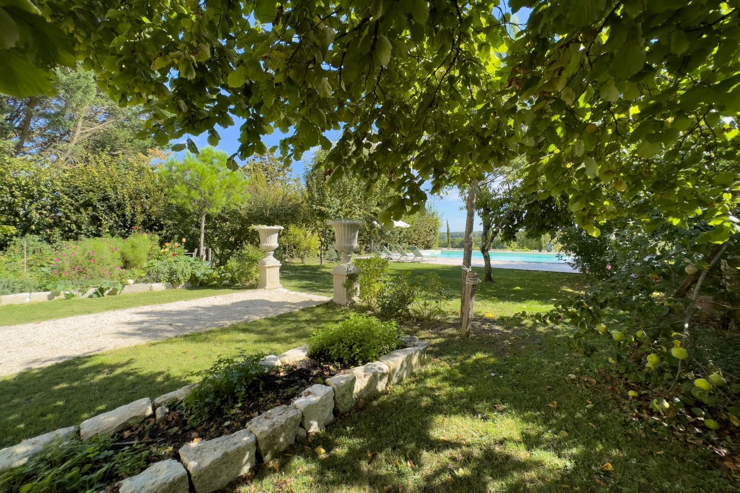 Garden | Holiday château in Nouvelle-Aquitaine