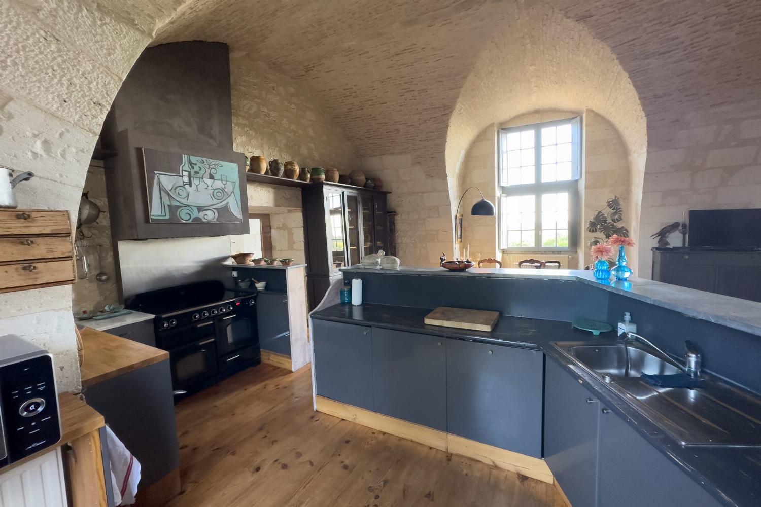 Kitchen | Holiday château in Nouvelle-Aquitaine