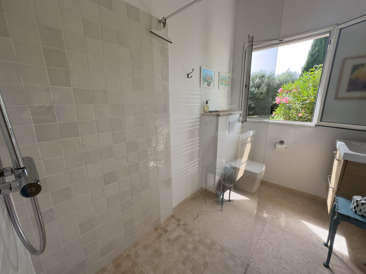 Bathroom | Holiday villa in Provence