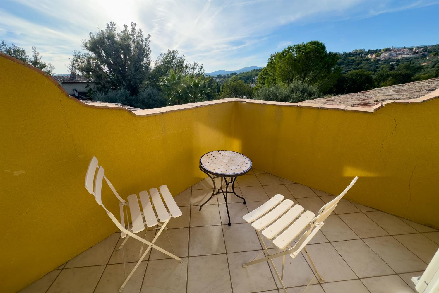 Bedroom balcony terrace | Holiday villa in Provence