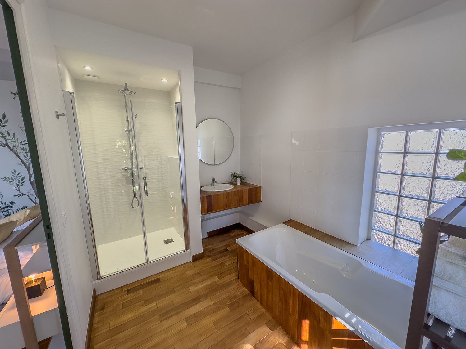 Bathroom | Holiday home in Nouvelle-Aquitaine