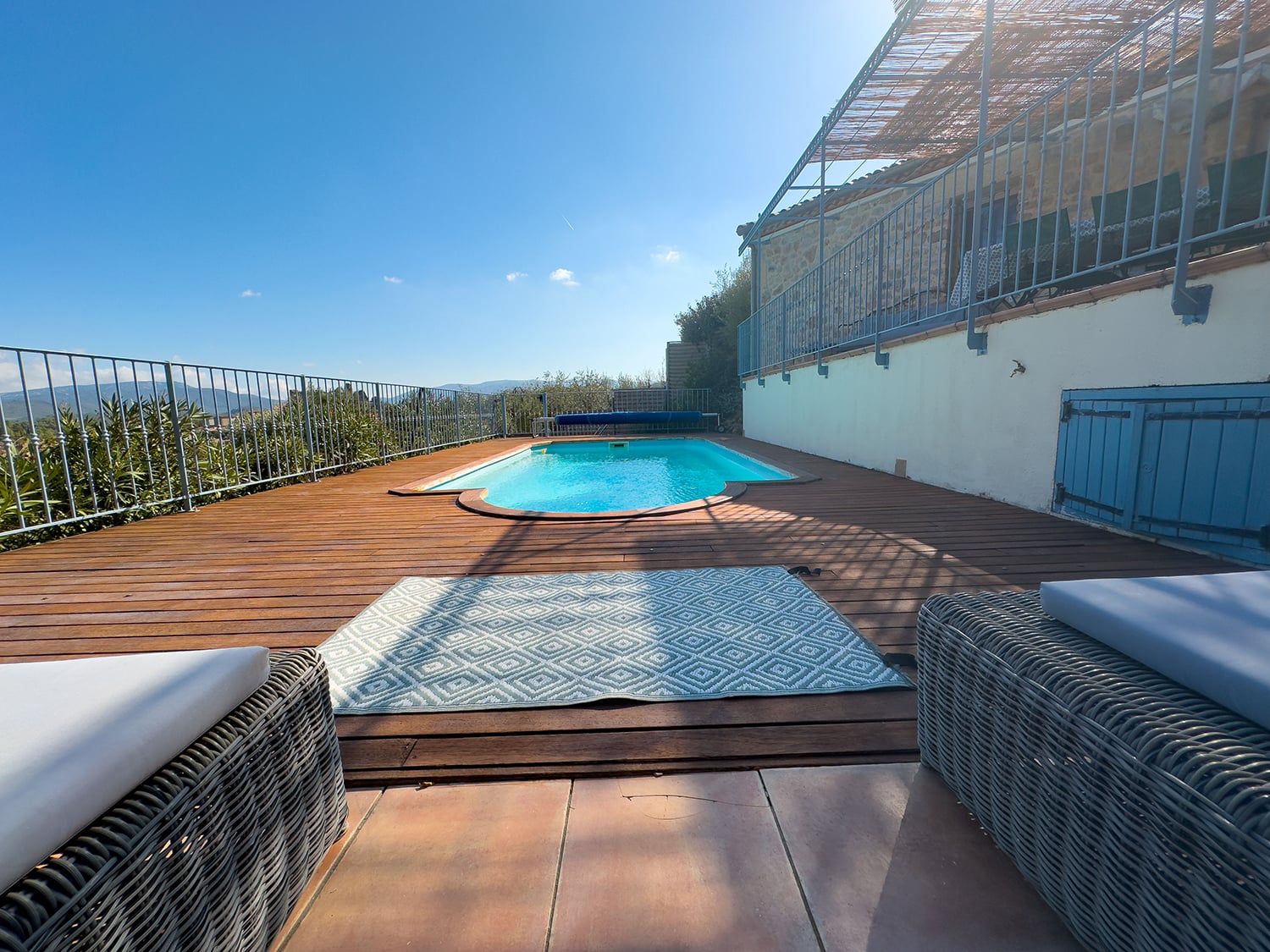 Private pool