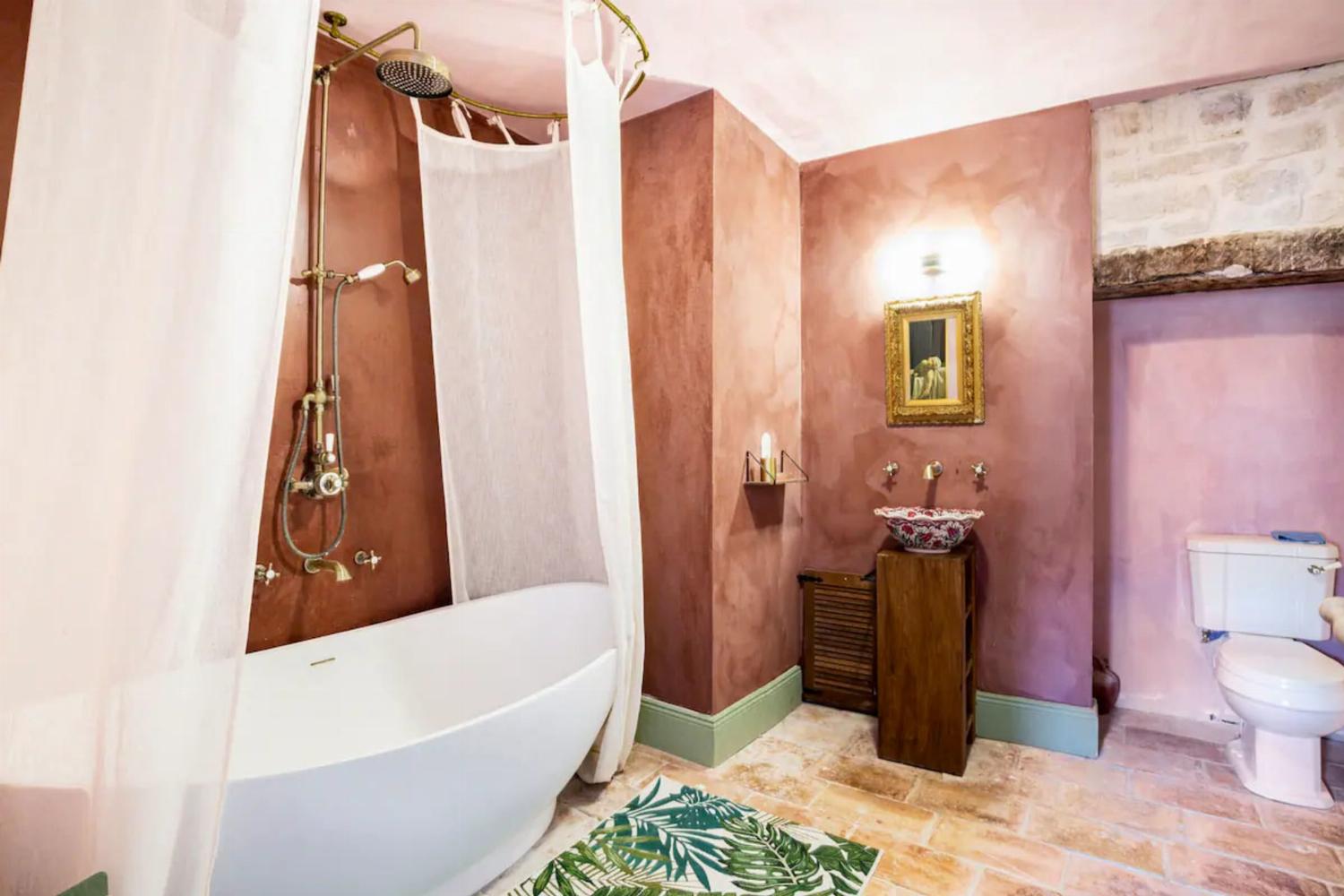Bathroom | Holiday home in Provence