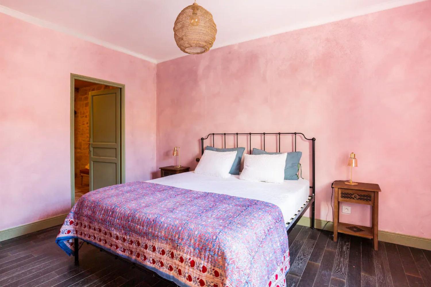 Bedroom | Holiday home in Provence