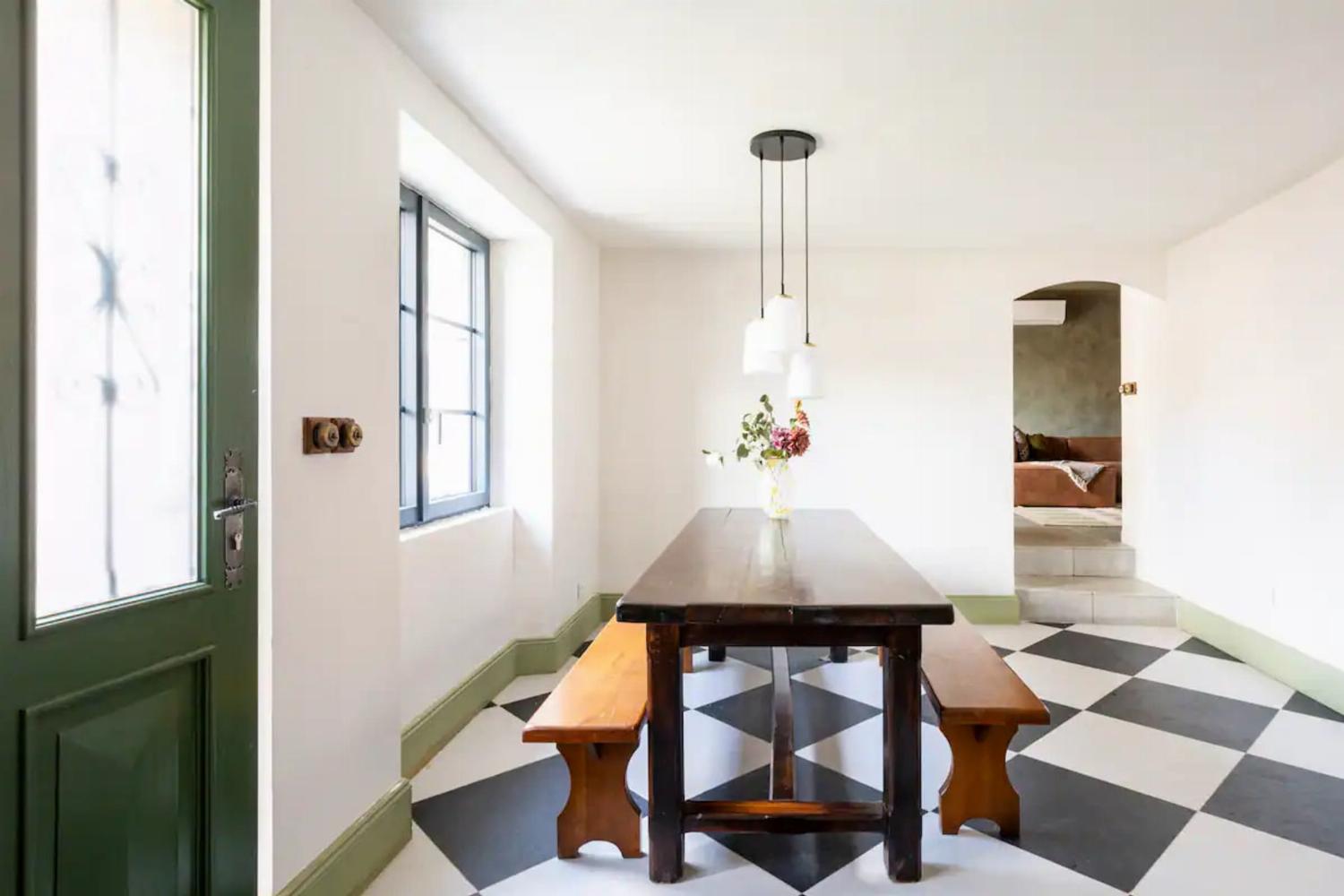 Dining room | Holiday home in Provence