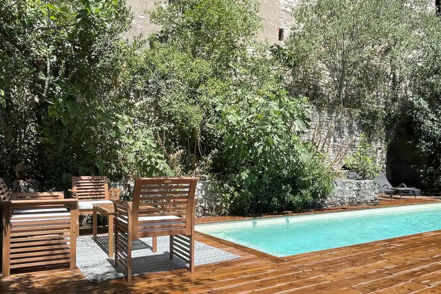 Private pool