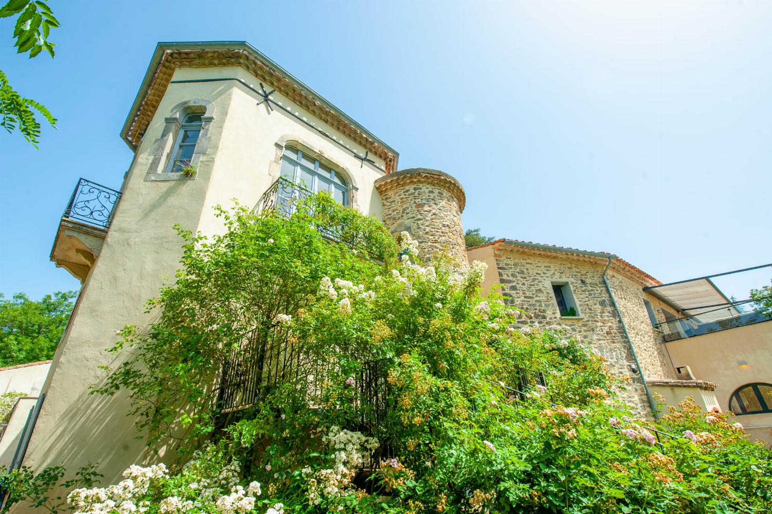 Holiday accommodation in the South of France