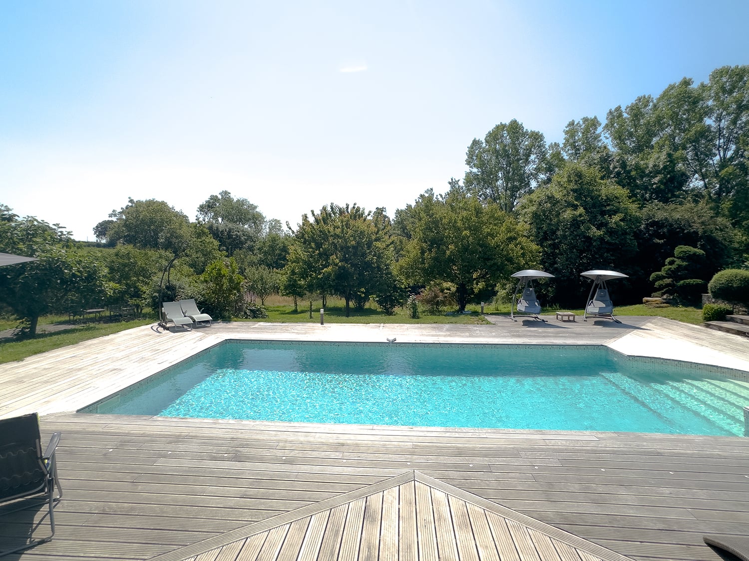 Shared pool in Pays de la Loire