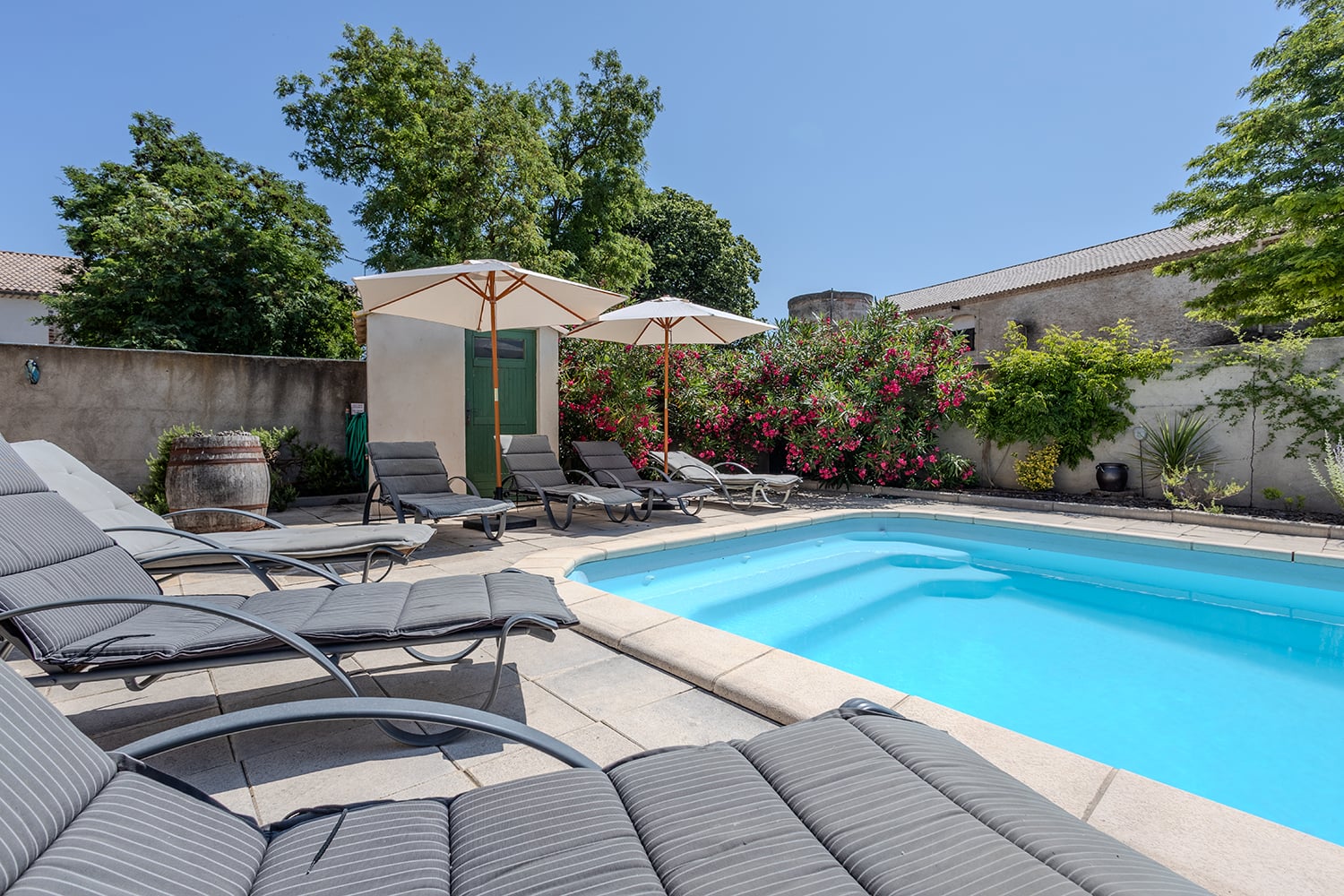Private pool