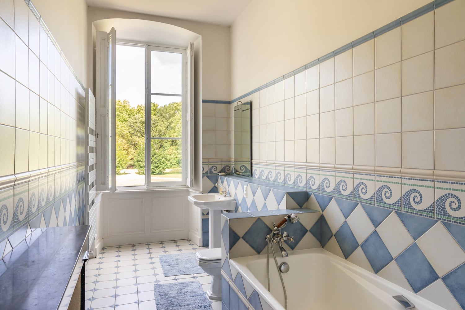 Bathroom Bathroom