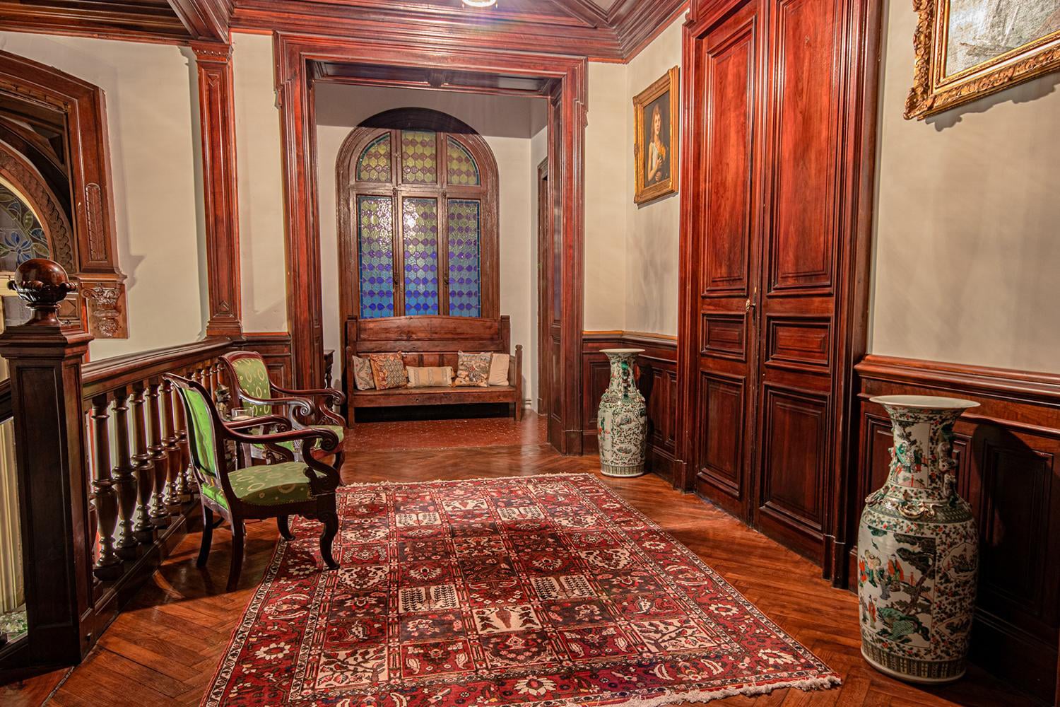 Hallway | Holiday château in south of France