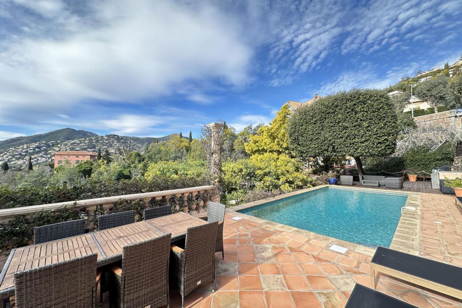 Private pool
