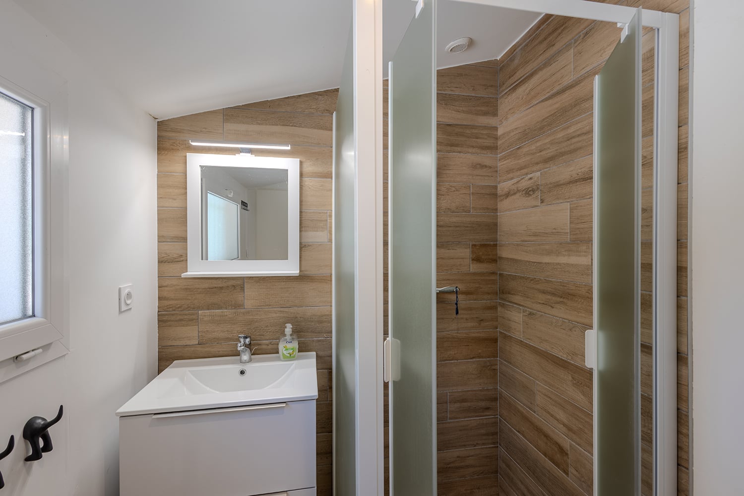 Bathroom | Holiday home in south of France