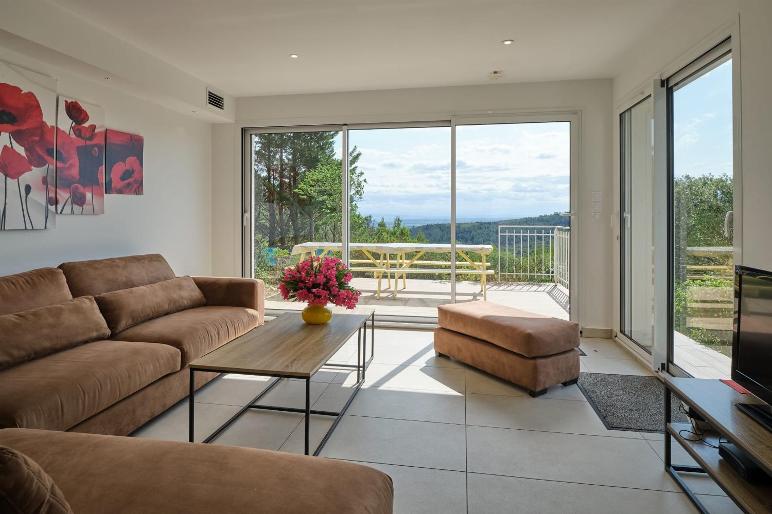 Living room | Rental home in South of France