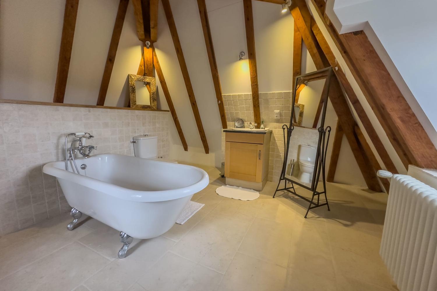 Bathroom | Holiday home in Dordogne