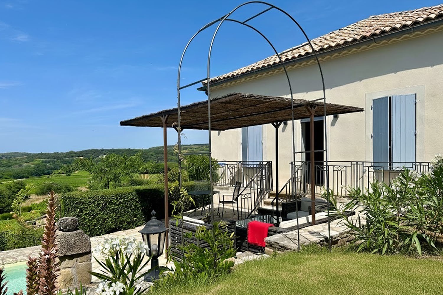 Holiday cottage in South of France