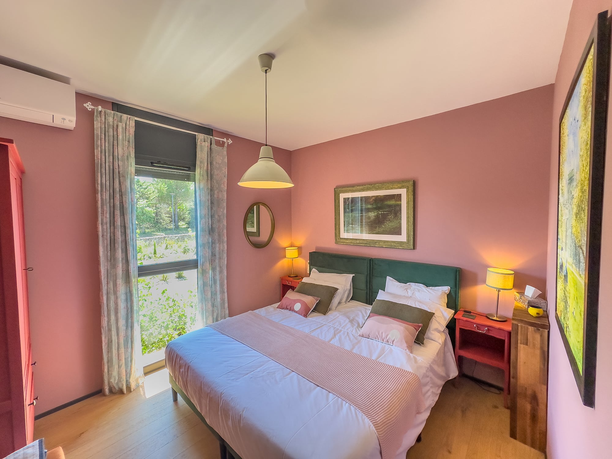 Bedroom | Vacation home in the South of France