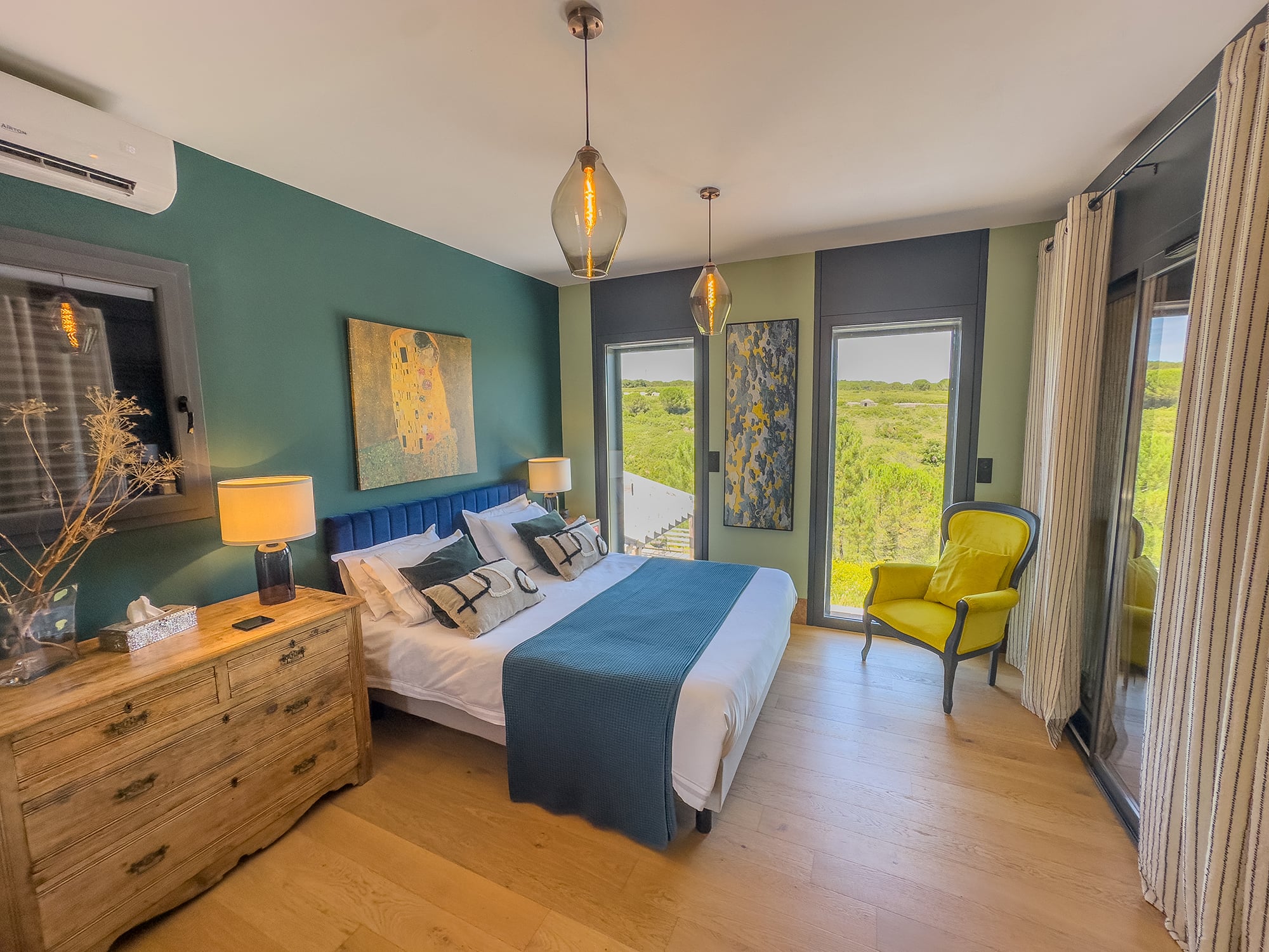 Bedroom | Vacation home in the South of France