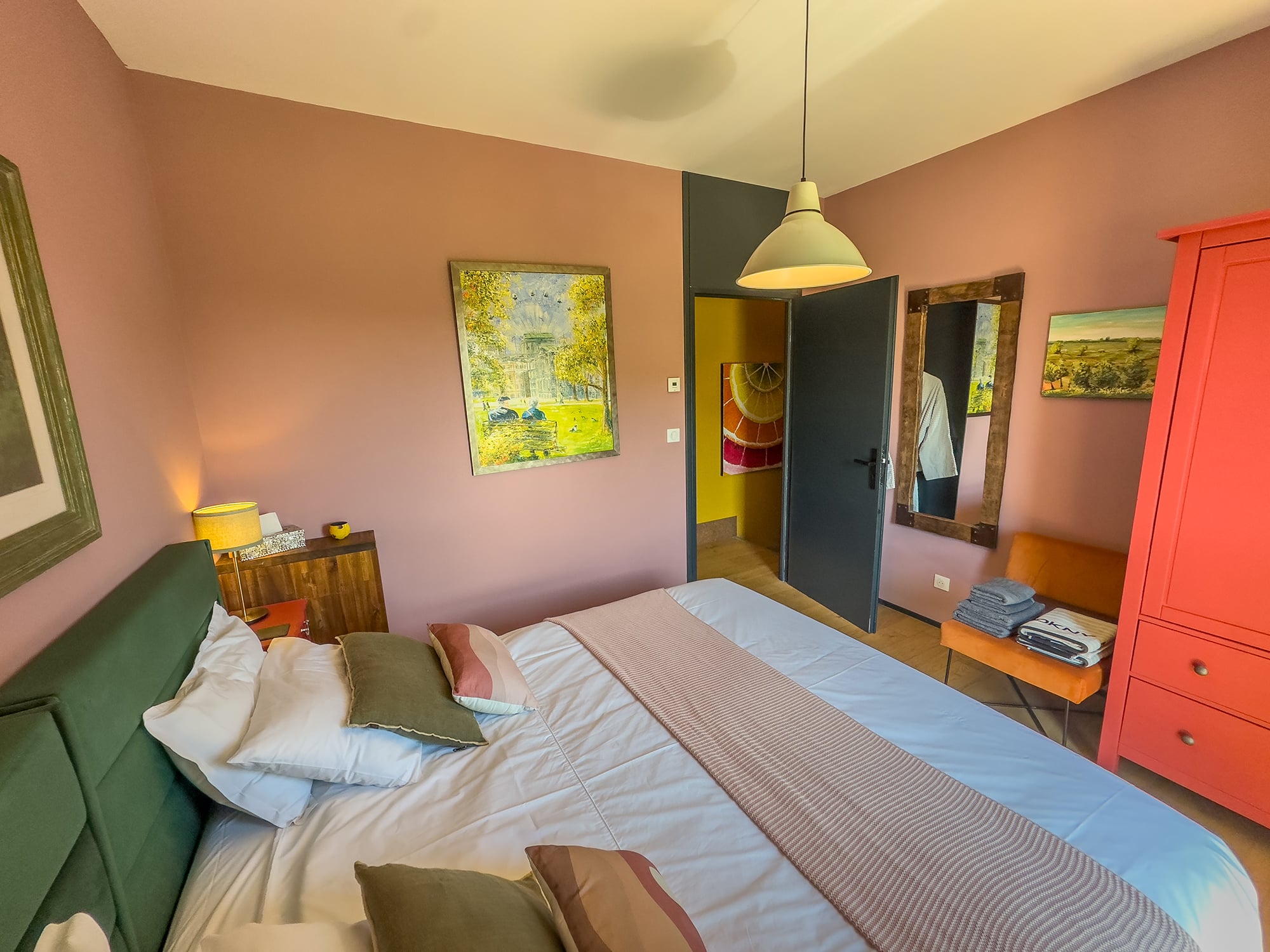 Bedroom | Vacation home in the South of France