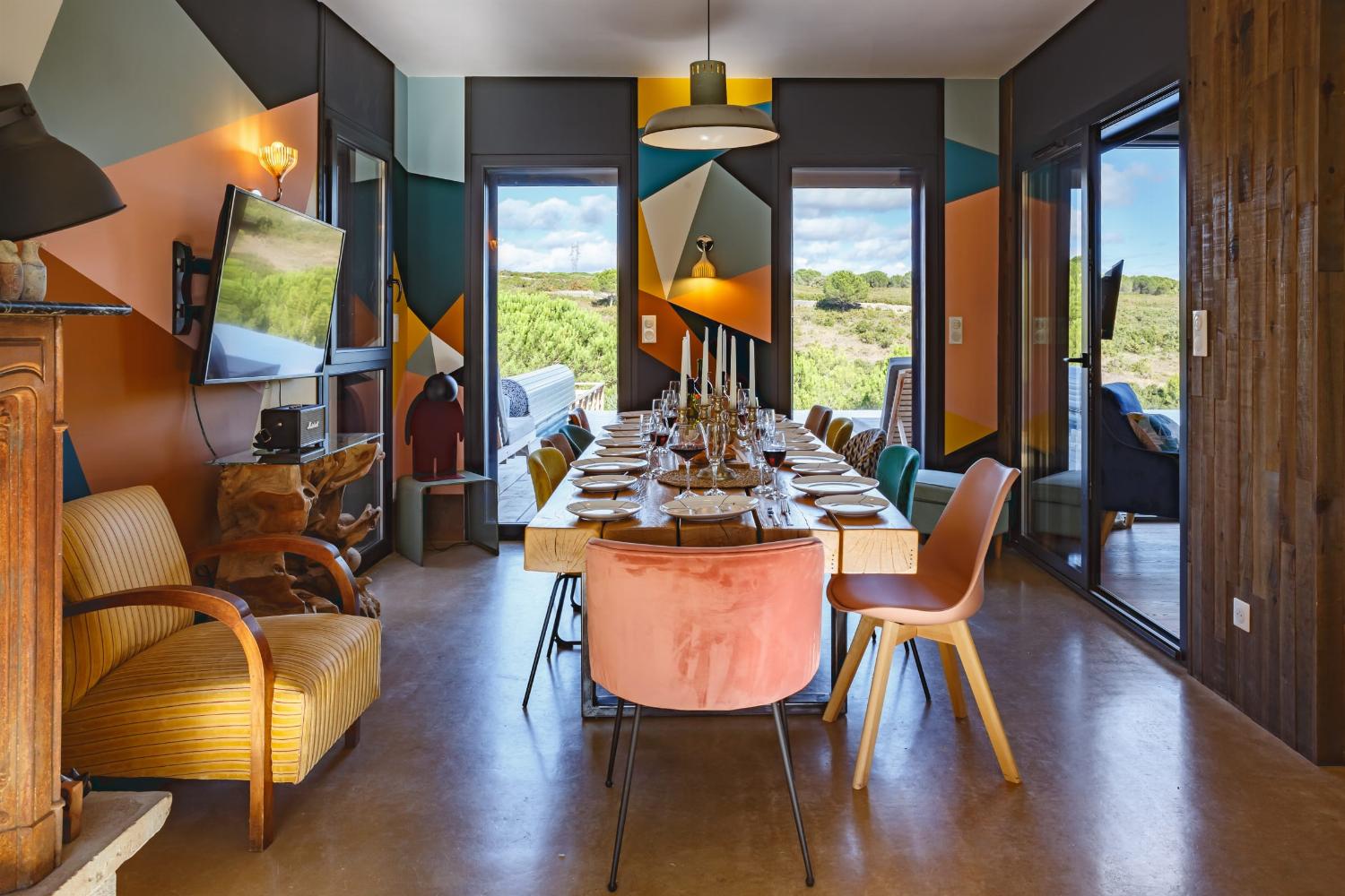 Dining room | Vacation home in the South of France