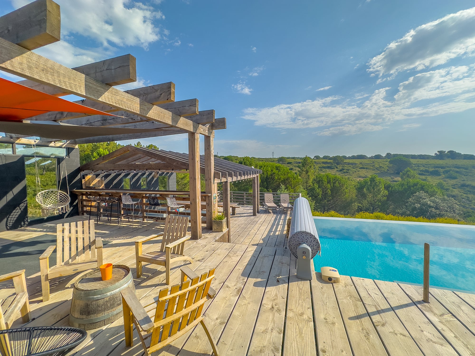 Private heated infinity pool