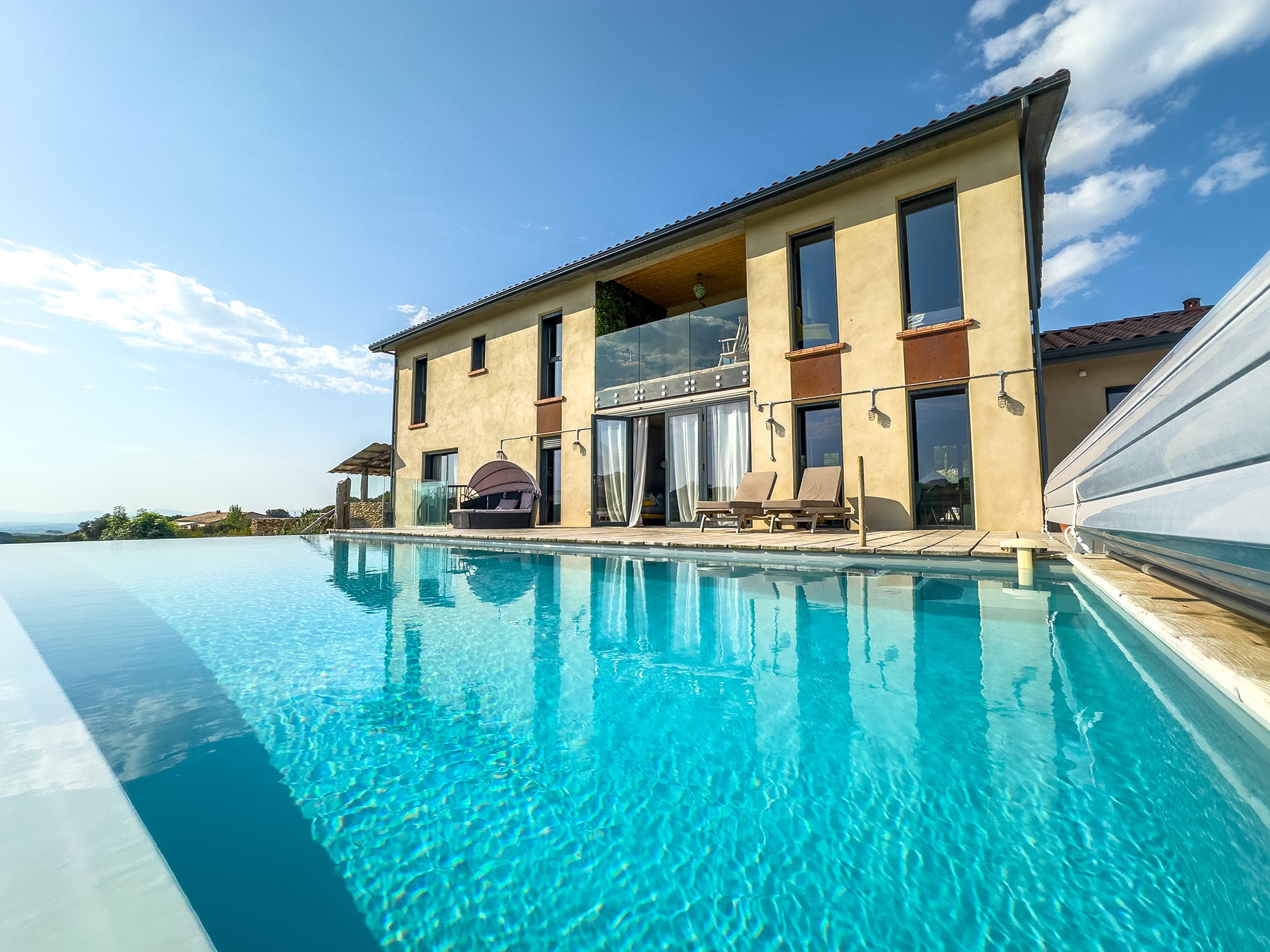Private heated infinity pool