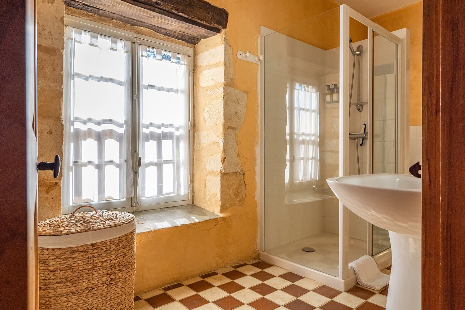 Bathroom | Holiday home in the Dordogne