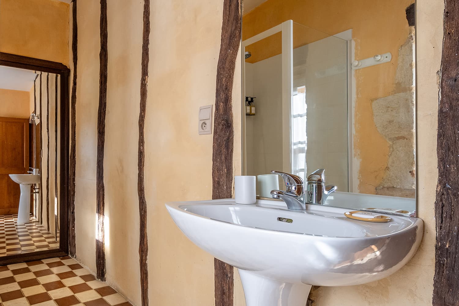 Bathroom | Holiday home in the Dordogne