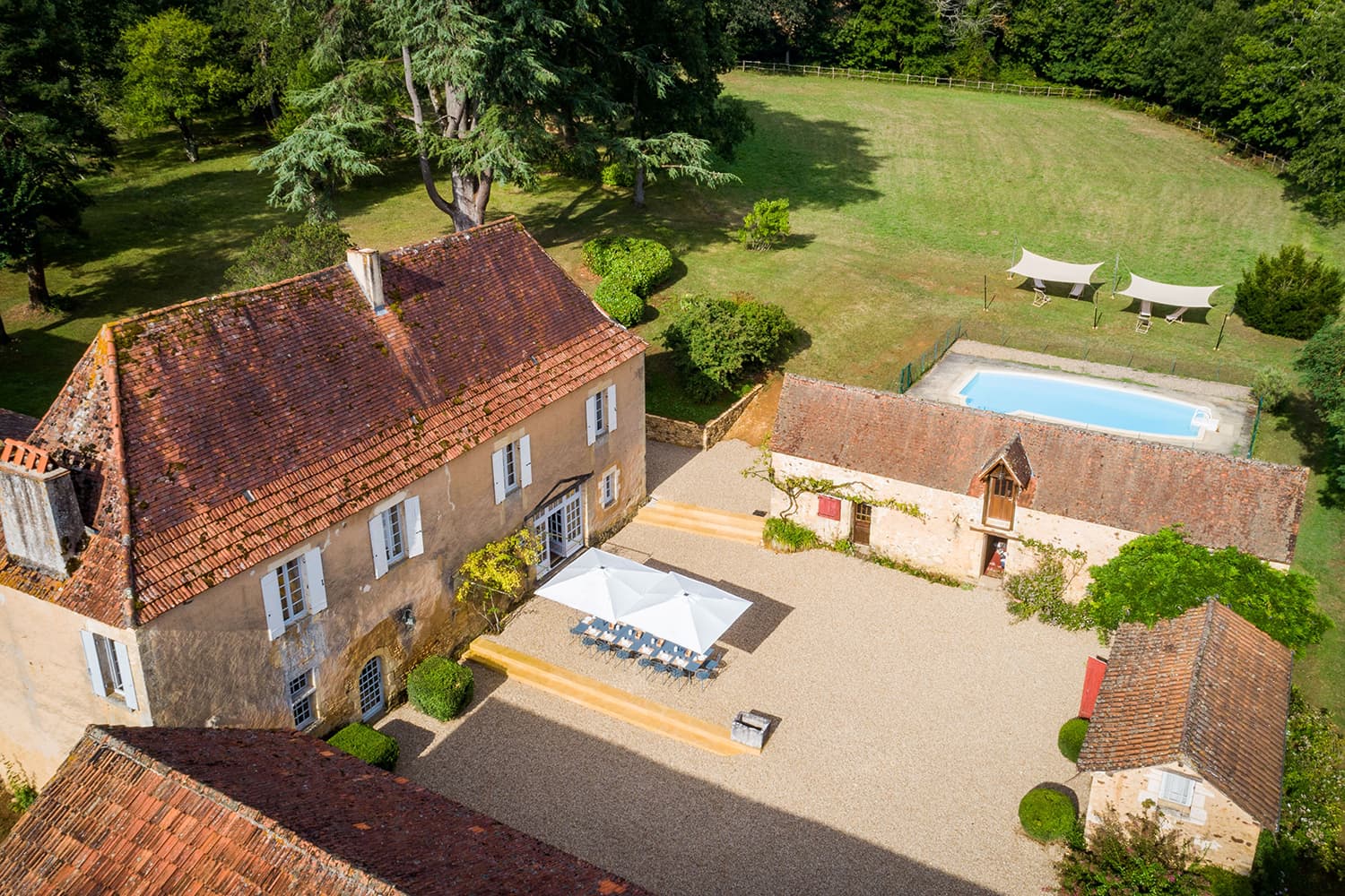 Holiday home in the Dordogne with private pool