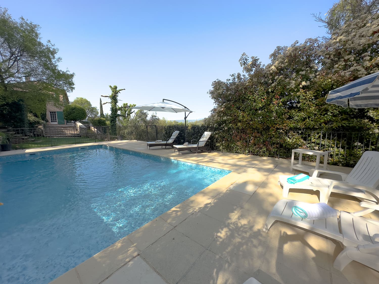 Private pool