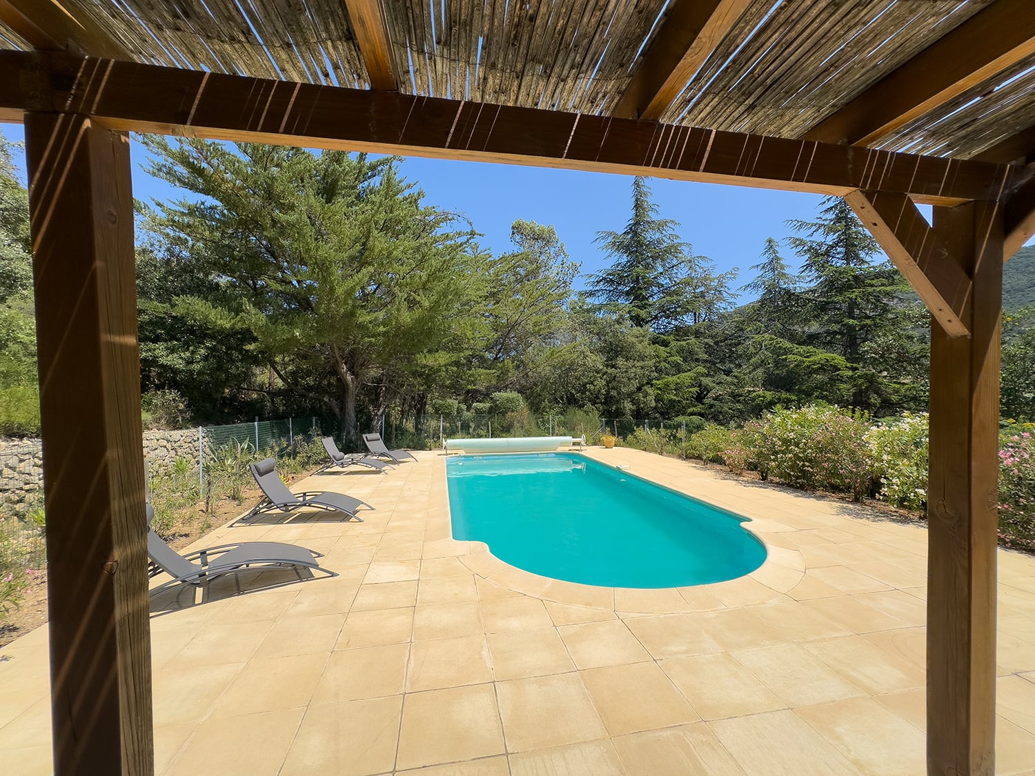 Private pool