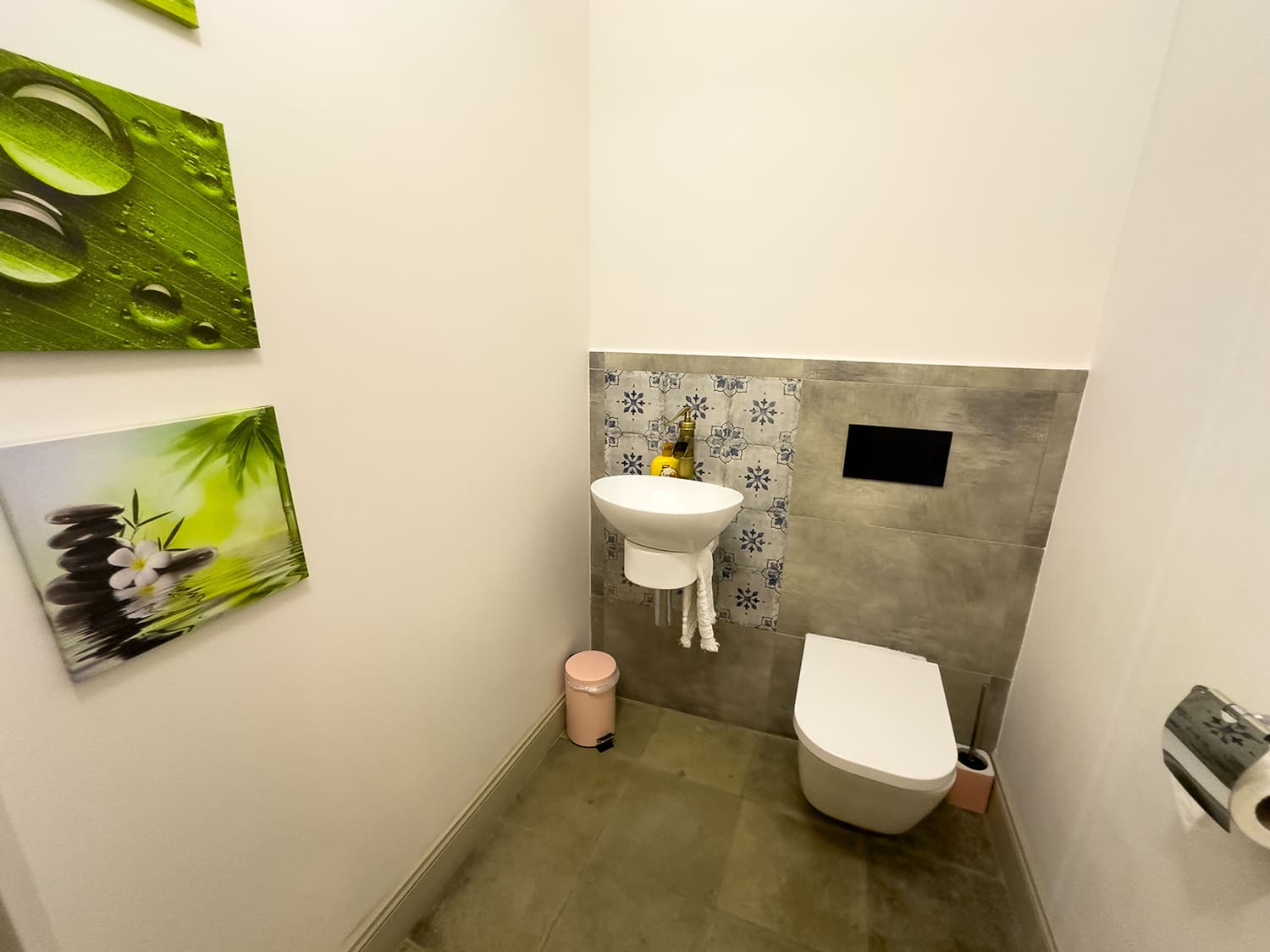 Bathroom | Holiday apartment in Pézenas, Occitanie