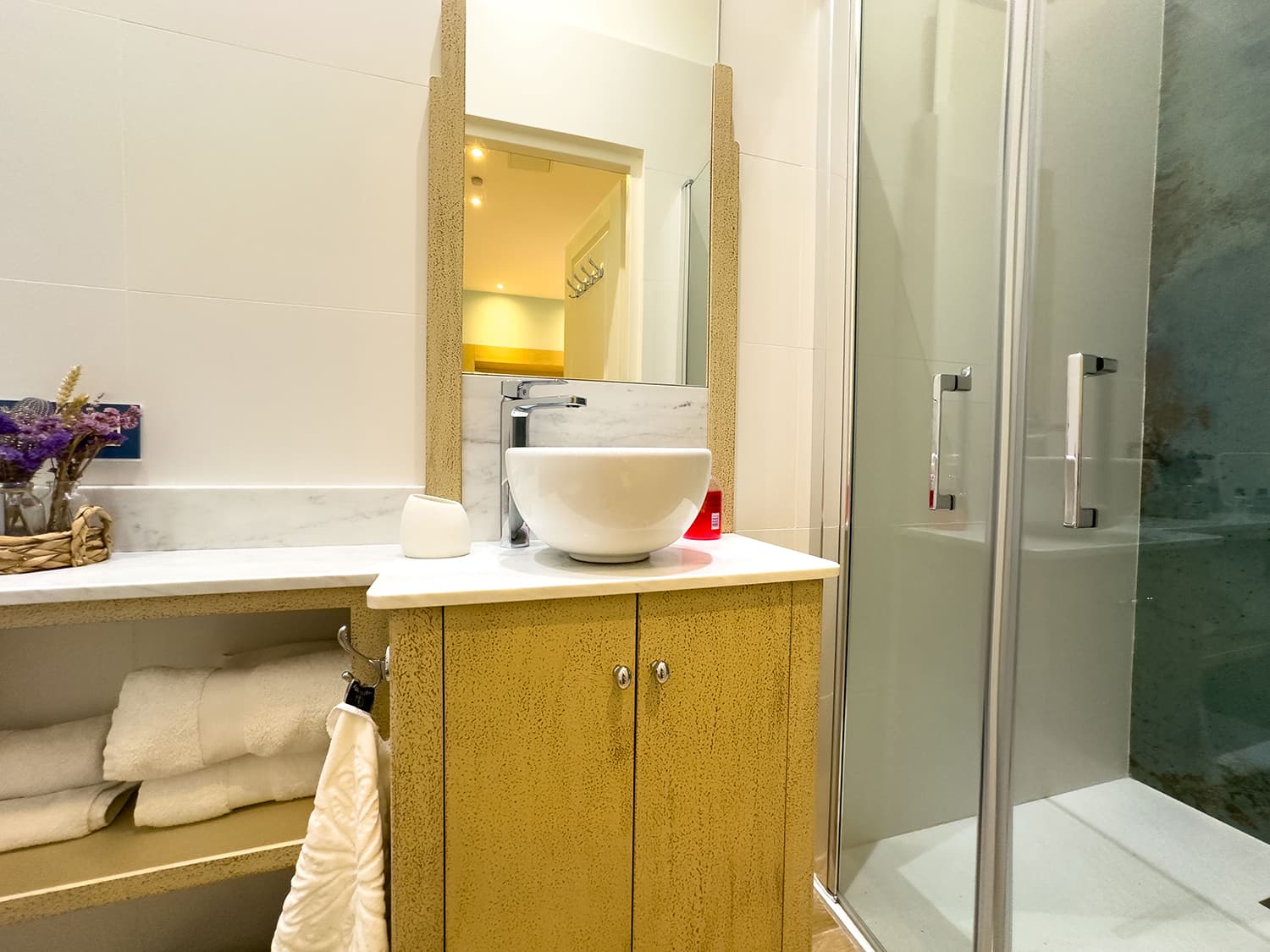 Bathroom | Holiday apartment, Pézenas, Occitanie