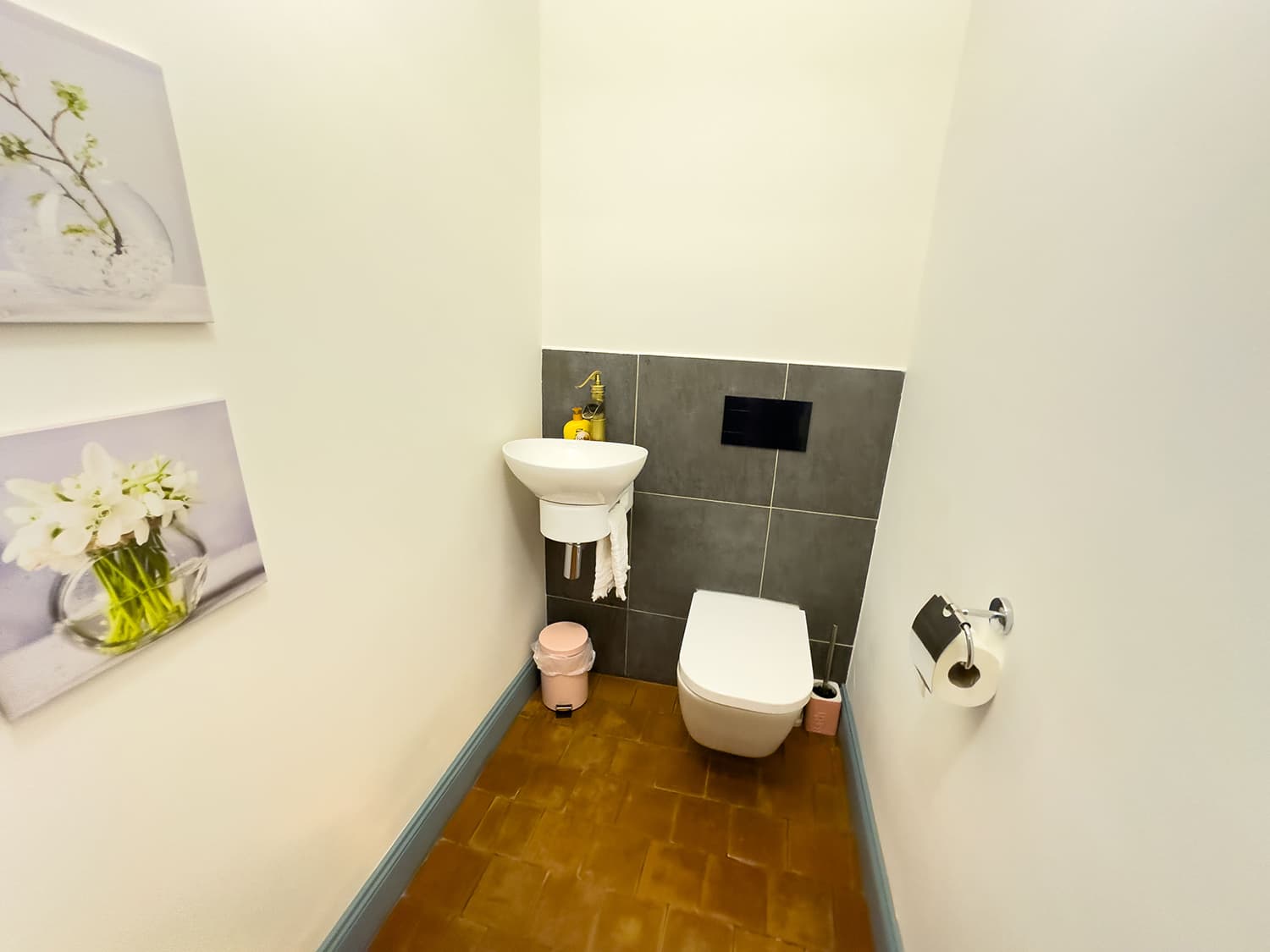 Bathroom | Rental apartment, Pézenas, Occitanie