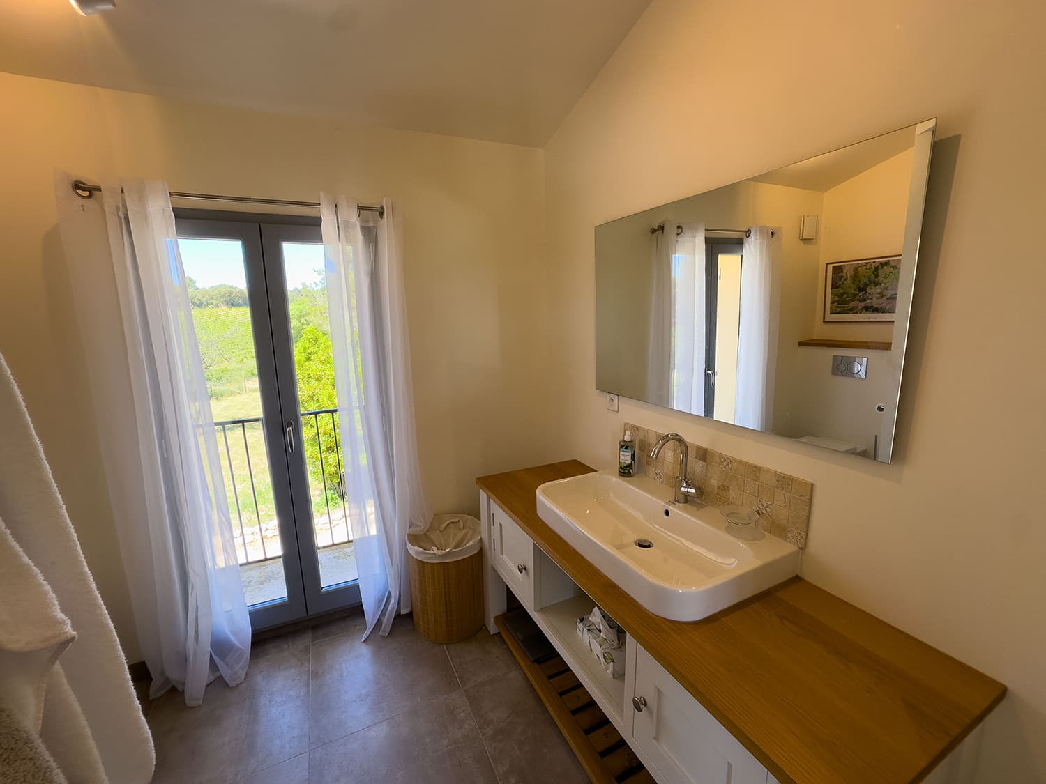 Bathroom | Holiday home in South of France