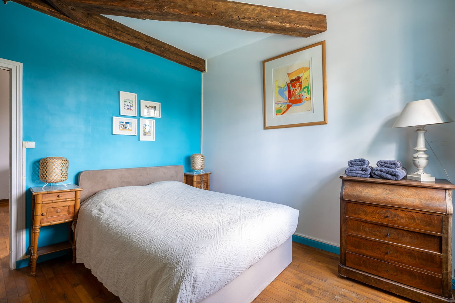 Bedroom | Holiday château in Nouvelle-Aquitaine