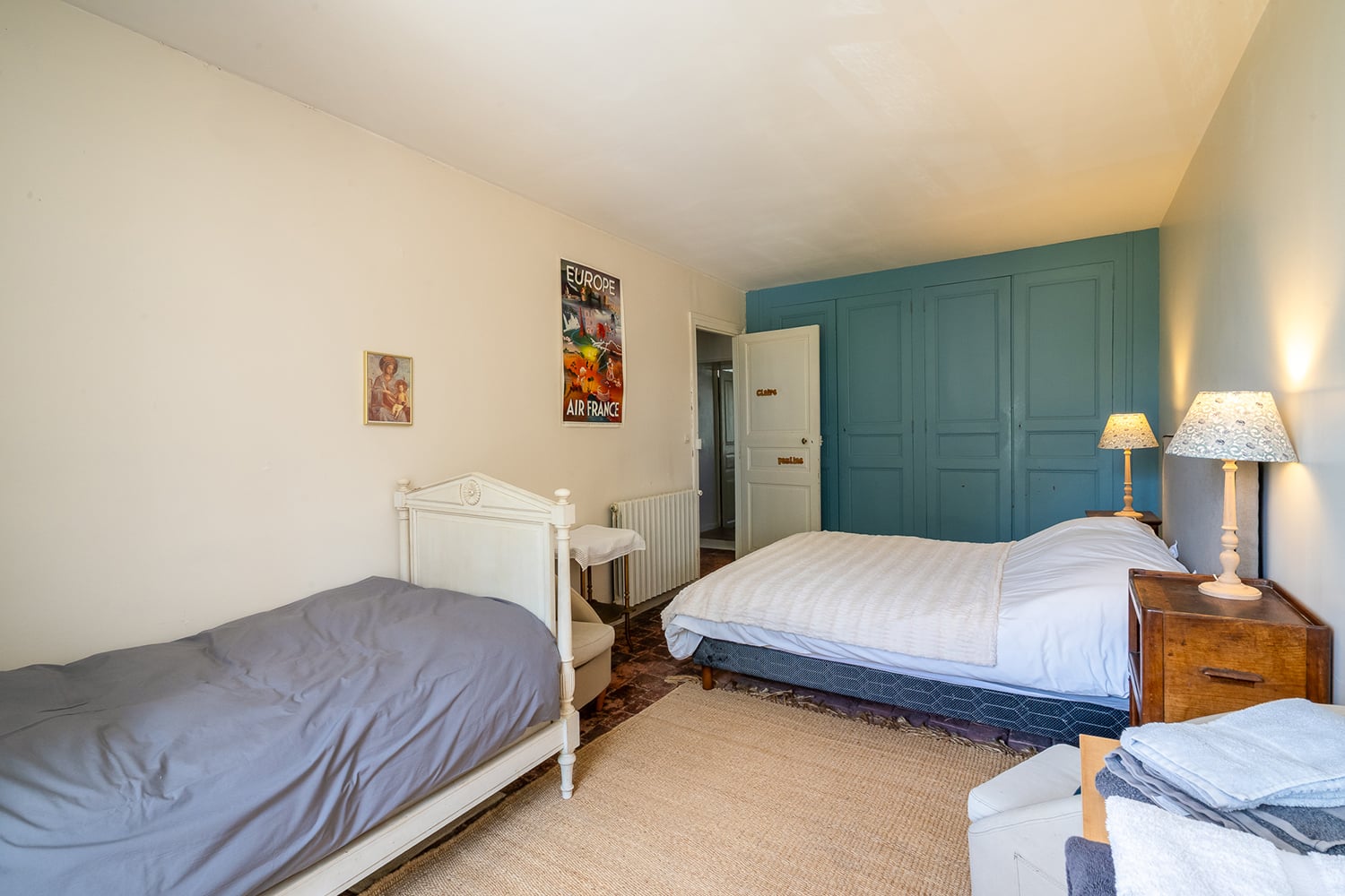 Bedroom | Holiday château in Nouvelle-Aquitaine