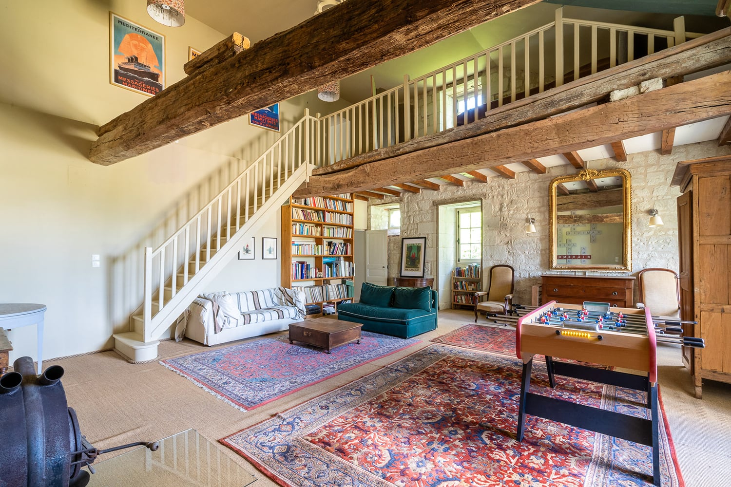 Sitting room | Holiday château in Nouvelle-Aquitaine