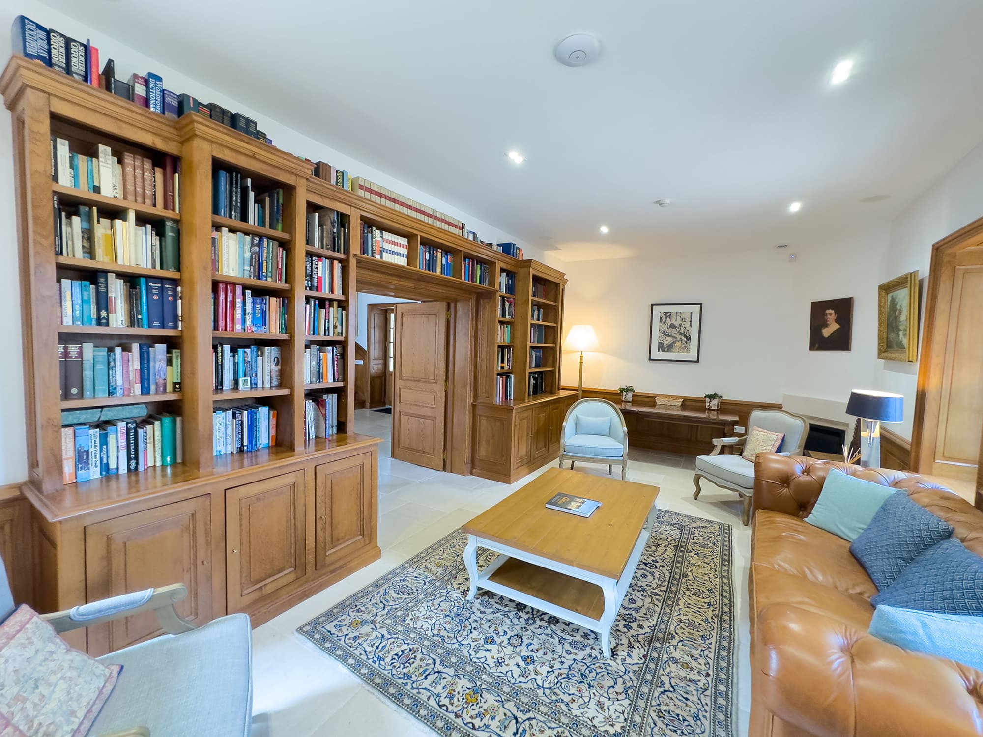 Holiday home with private heated pool in France | Les Roches