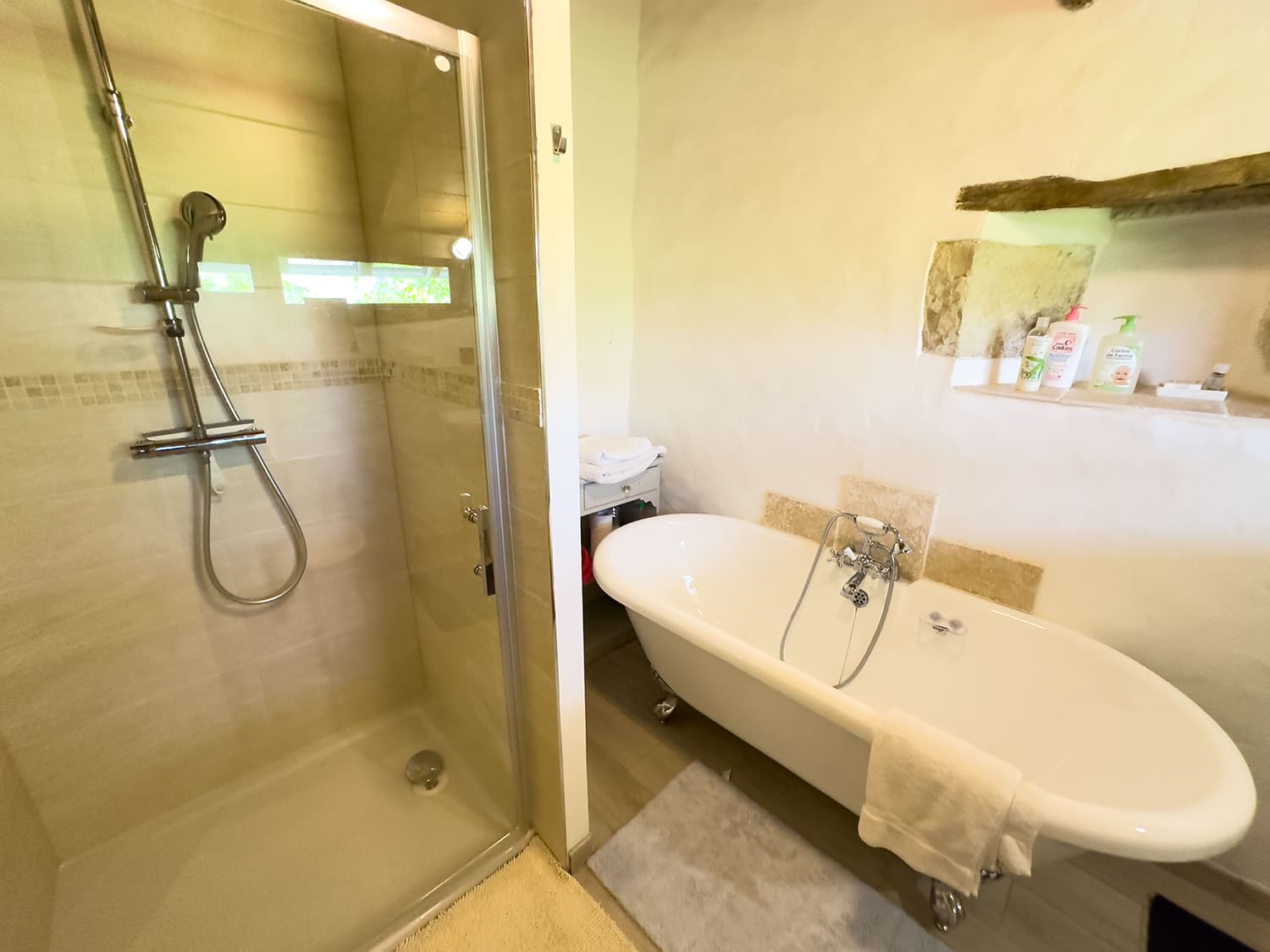 Bathroom | Cottage