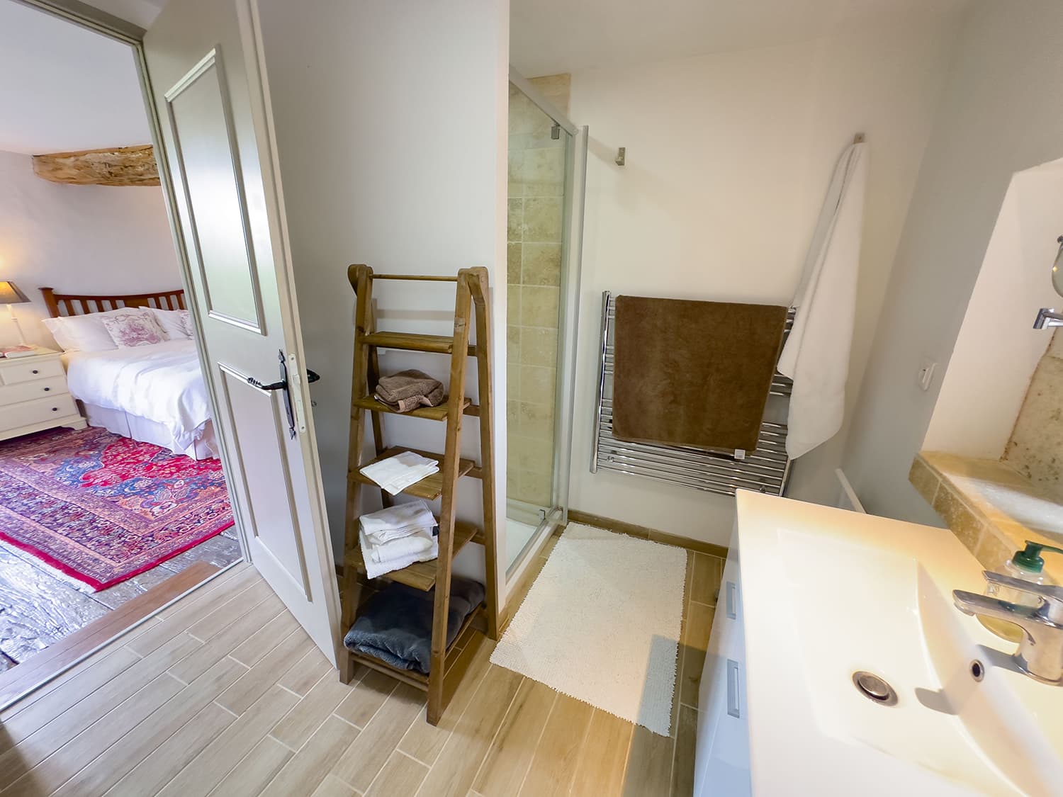 Bathroom | Holiday home in Nouvelle-Aquitaine