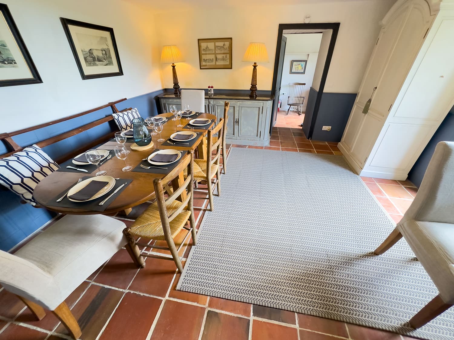 Dining room | Holiday home in Nouvelle-Aquitaine