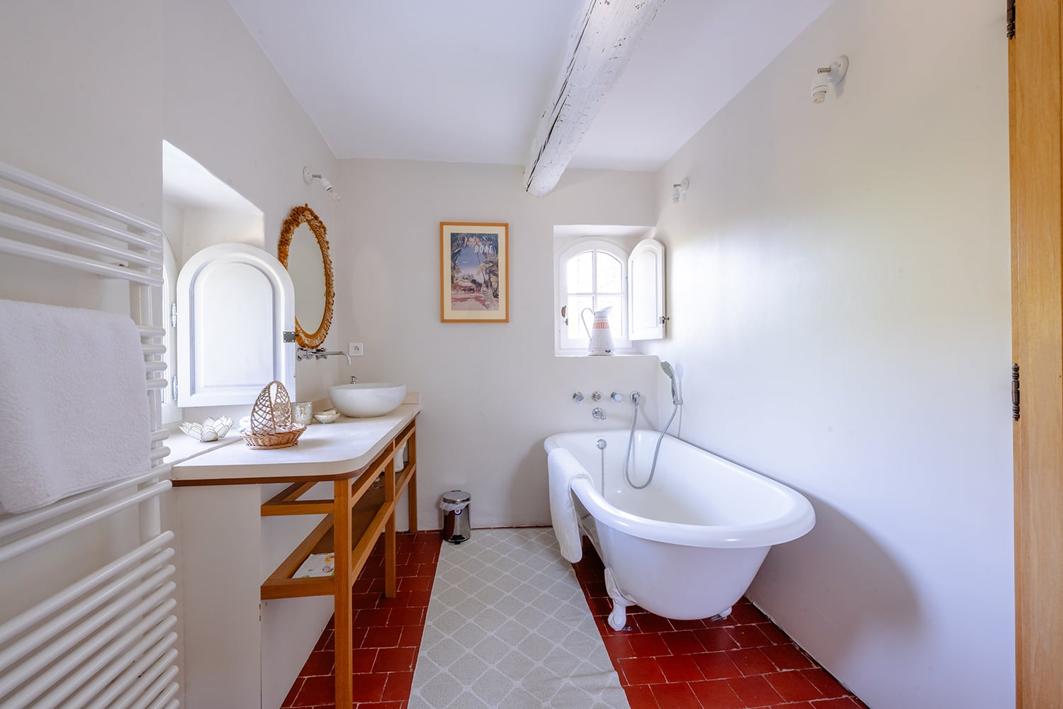 Bathroom | Holiday cottage with private pool in Gordes
