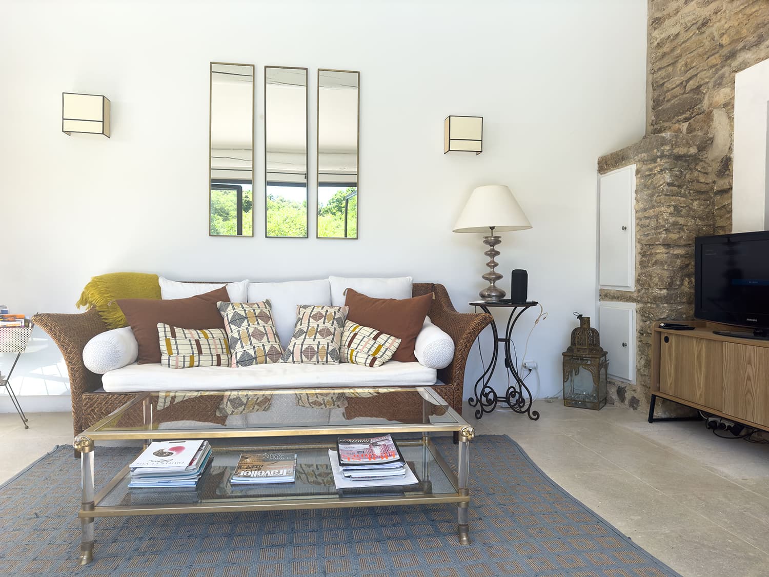 Sitting room | Holiday cottage in Gordes